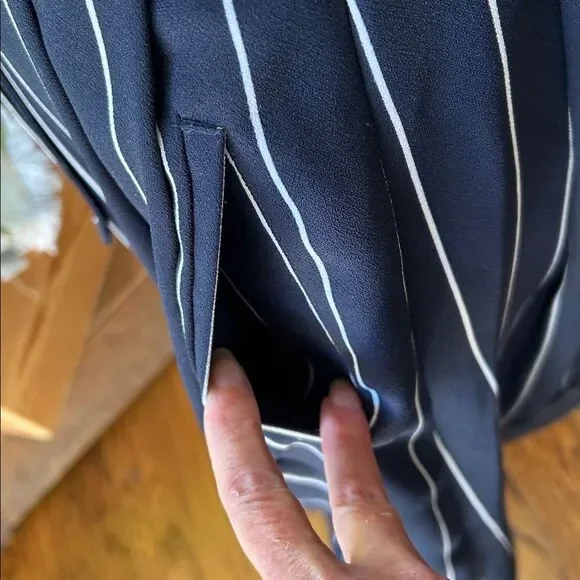 Banana Republic Striped A-Line Skirt in Navy and White - Picture 5 of 13